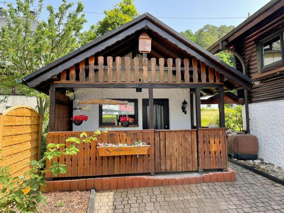 Appartement Zur Wied Oberlahr Exteriör bild